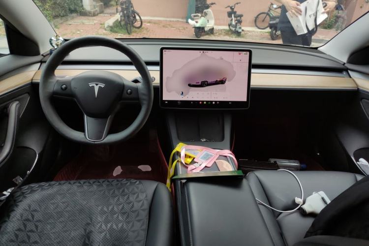 Used Tesla Model 3 2022 Rear-Wheel-Drive Version Center Console
