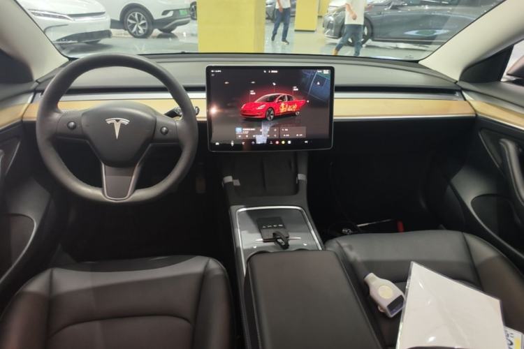 Used Tesla Model 3 2022 Rear-Wheel-Drive Version Center Console