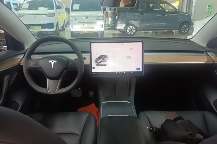 Used Tesla Model 3 2022 Rear-Wheel-Drive Version Center Console