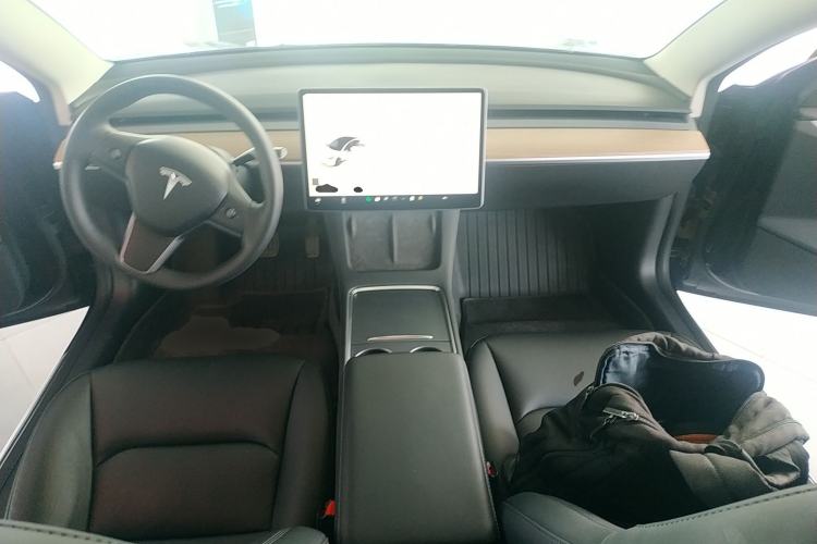 Used Tesla Model 3 2022 Rear-Wheel-Drive Version Center Console