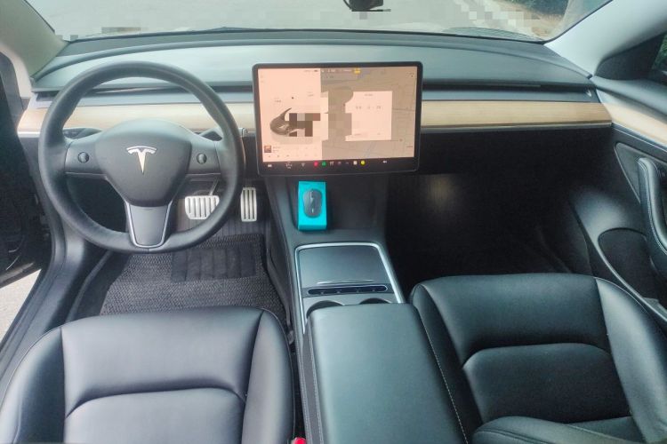 Used Tesla Model 3 2022 Performance High-Performance All-Wheel-Drive Version Center Console