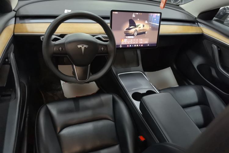 Used Tesla Model 3 2022 Rear-Wheel-Drive Version Center Console