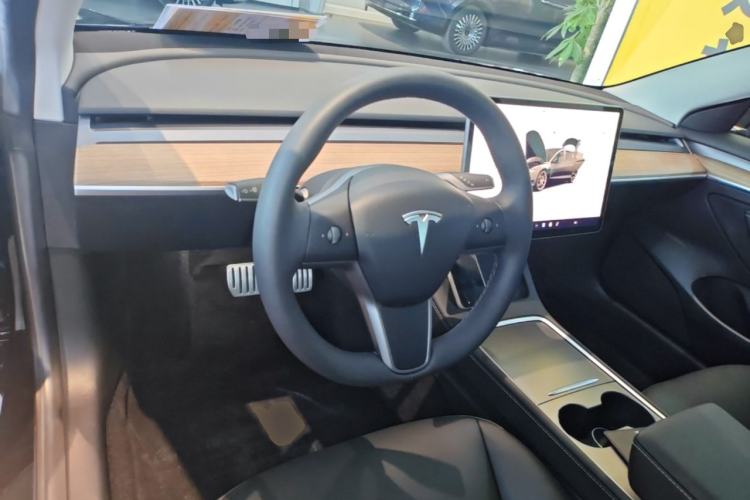 Used Tesla Model 3 2022 Performance High-Performance All-Wheel-Drive Version Center Console