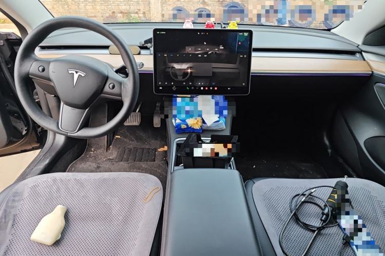 Used Tesla Model 3 2022 Rear-Wheel-Drive Version Center Console