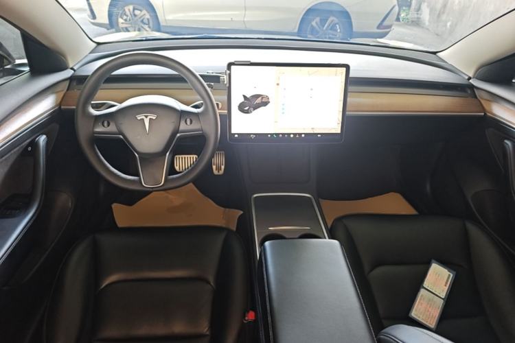 Used Tesla Model 3 2022 Rear-Wheel-Drive Version Center Console
