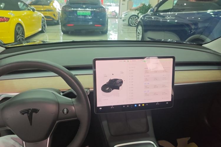 Used Tesla Model 3 2022 Rear-Wheel-Drive Version Center Console