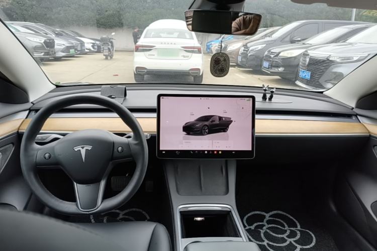 Used Tesla Model 3 2022 Rear-Wheel-Drive Version Center Console