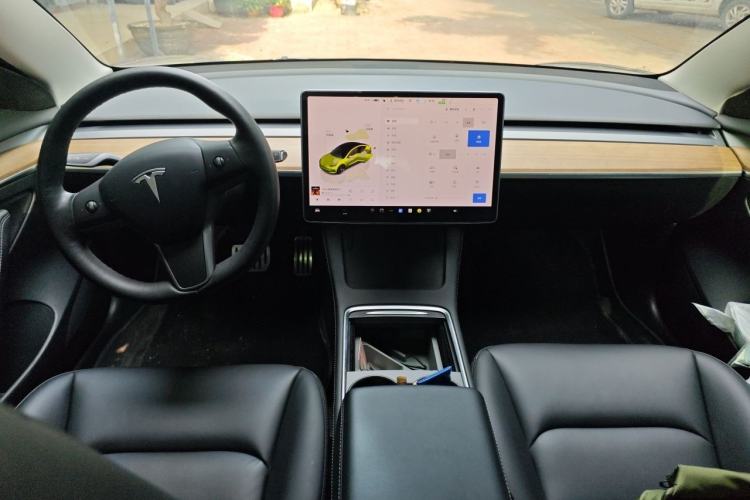 Used Tesla Model 3 2022 Performance High-Performance All-Wheel-Drive Version Center Console