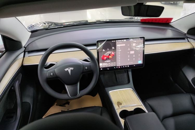 Used Tesla Model 3 2022 Rear-Wheel-Drive Version Center Console