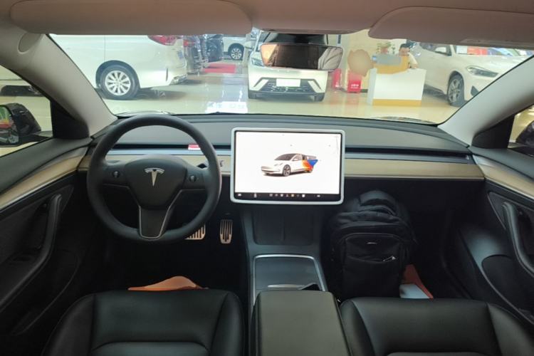 Used Tesla Model 3 2022 Rear-Wheel-Drive Version Center Console