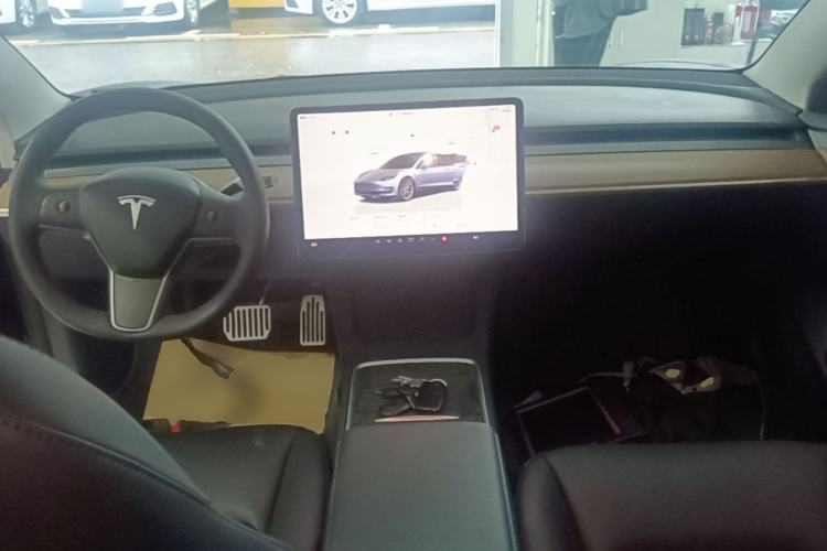 Used Tesla Model 3 2022 Rear-Wheel-Drive Version Center Console