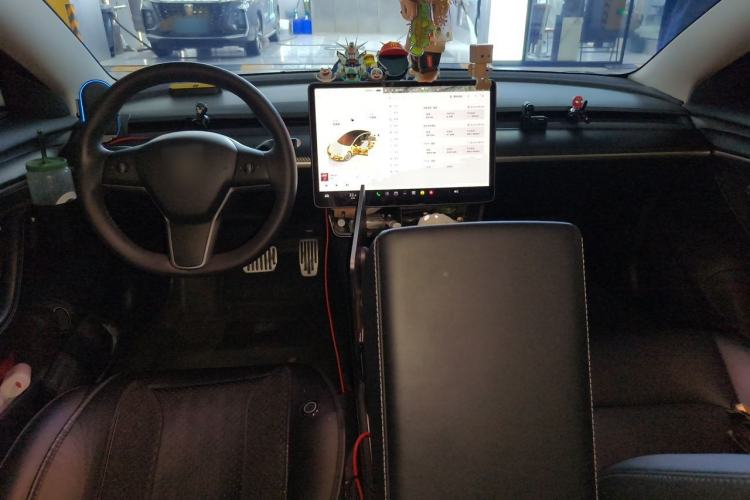 Used Tesla Model 3 2022 Rear-Wheel-Drive Version Center Console