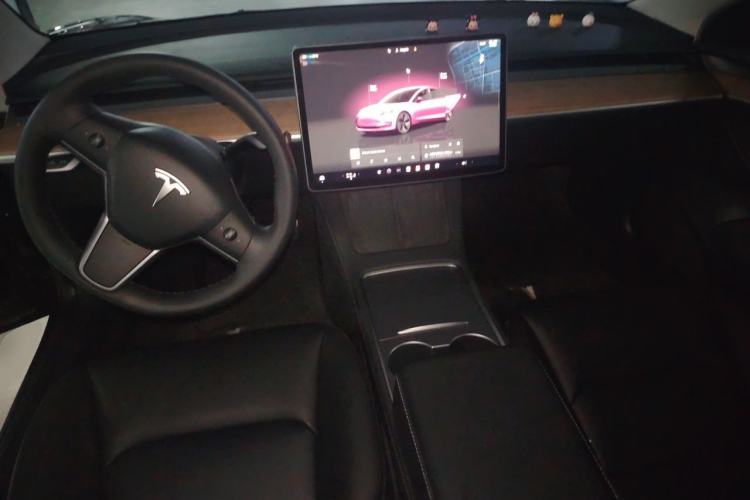 Used Tesla Model 3 2022 Rear-Wheel-Drive Version Center Console