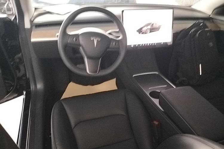 Used Tesla Model 3 2022 Rear-Wheel-Drive Version Center Console