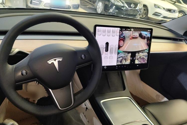 Used Tesla Model 3 2022 Rear-Wheel-Drive Version Center Console