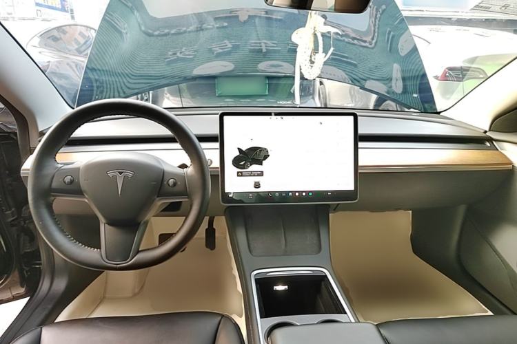 Used Tesla Model 3 2022 Rear-Wheel-Drive Version Center Console