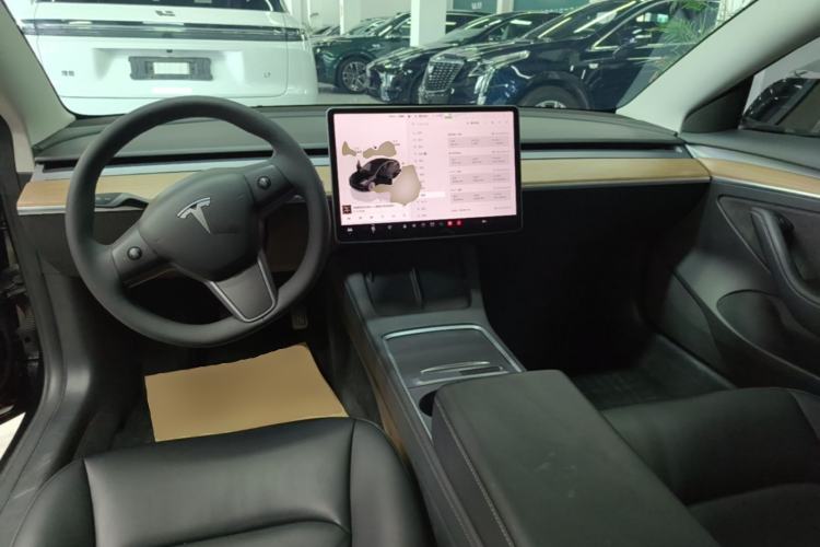 Used Tesla Model 3 2022 Rear-Wheel-Drive Version Center Console