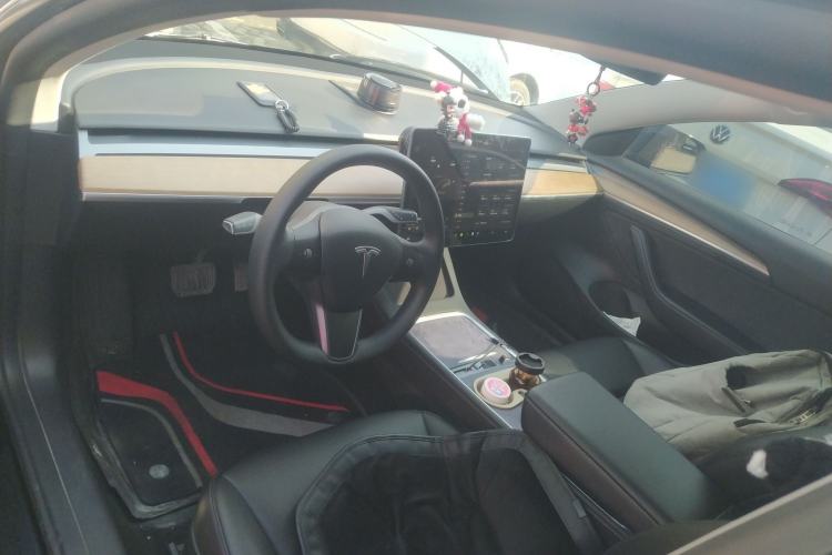 Used Tesla Model 3 2022 Rear-Wheel-Drive Version Center Console