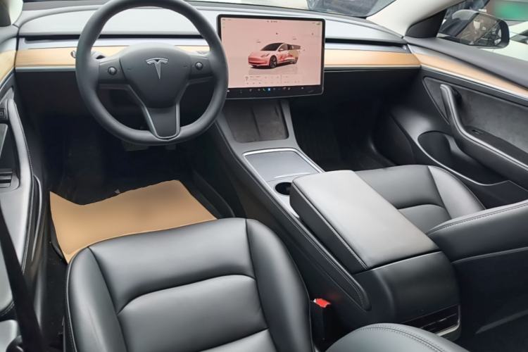 Used Tesla Model 3 2022 Rear-Wheel-Drive Version Center Console