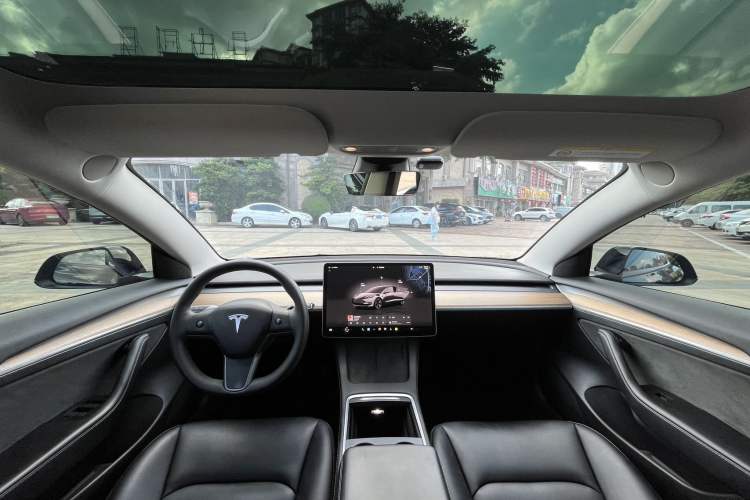 Used Tesla Model 3 2022 Rear-Wheel-Drive Version Center Console