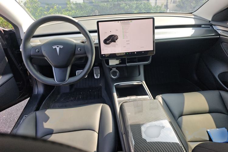 Used Tesla Model 3 2022 Rear-Wheel-Drive Version Center Console