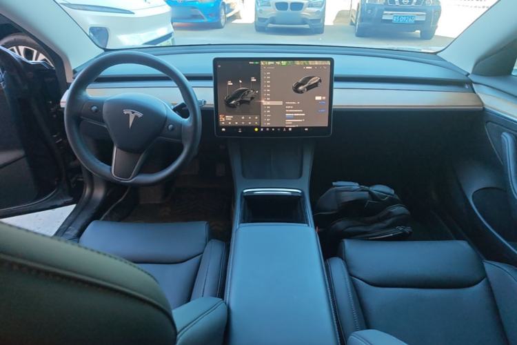 Used Tesla Model 3 2022 Rear-Wheel-Drive Version Center Console