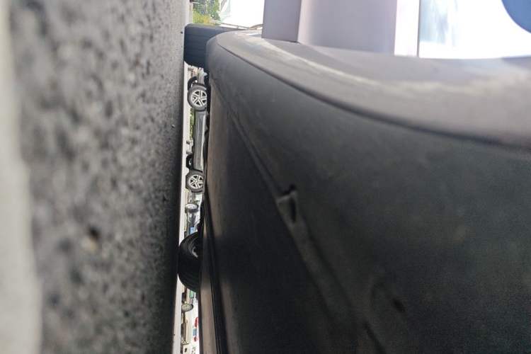 Used Tesla Model 3 2022 Rear-Wheel-Drive Version Chassis Front Right