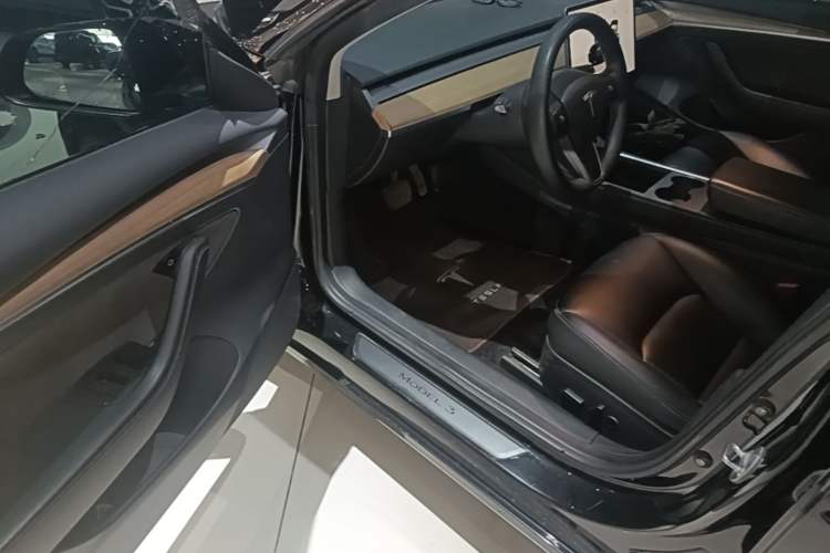 Used Tesla Model 3 2022 Rear-Wheel-Drive Version Driver Seat