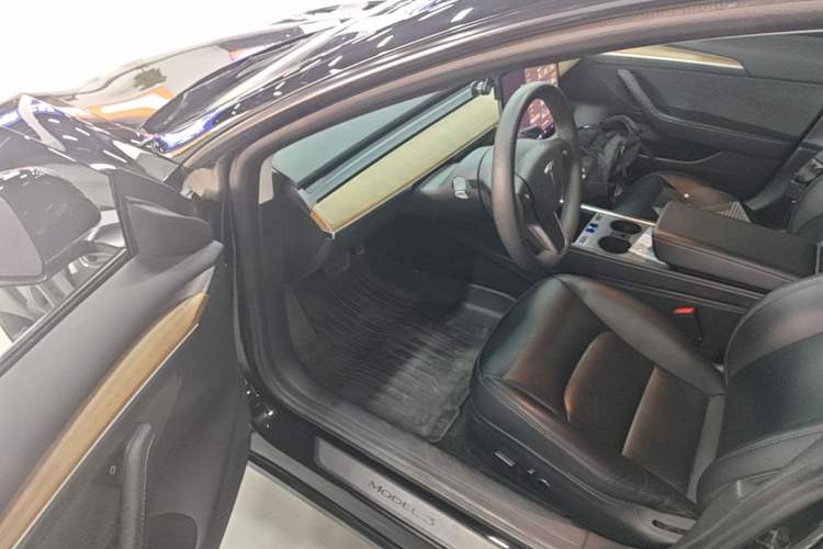 Used Tesla Model 3 2022 Rear-Wheel-Drive Version Driver Seat