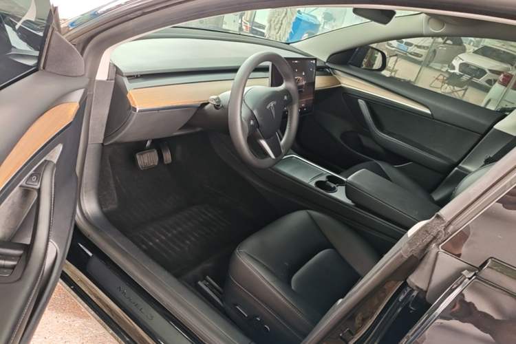 Used Tesla Model 3 2022 Rear-Wheel-Drive Version Driver Seat