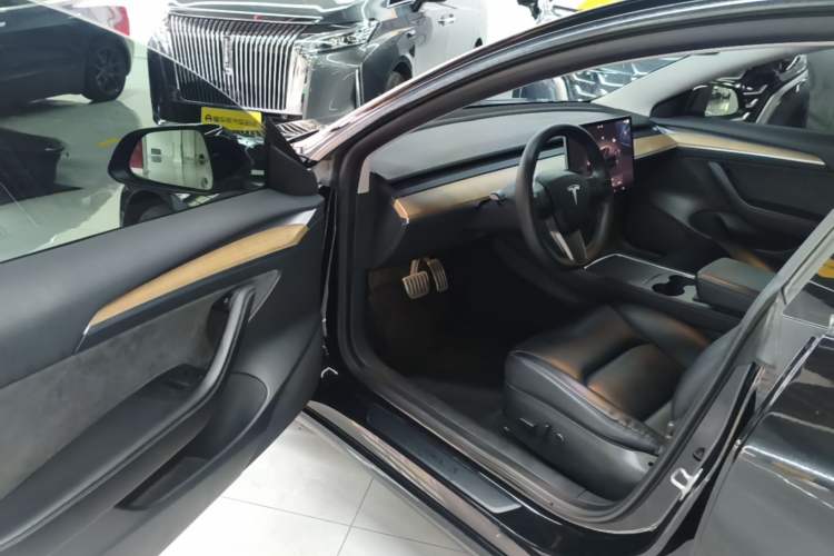 Used Tesla Model 3 2022 Performance High-Performance All-Wheel-Drive Version Driver Seat