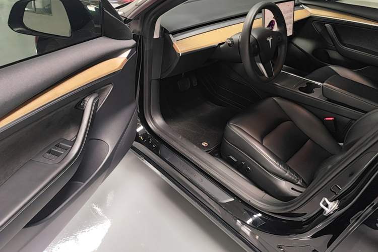 Used Tesla Model 3 2022 Rear-Wheel-Drive Version Driver Seat