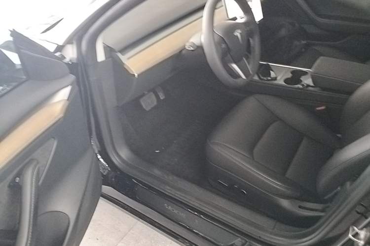 Used Tesla Model 3 2022 Rear-Wheel-Drive Version Driver Seat