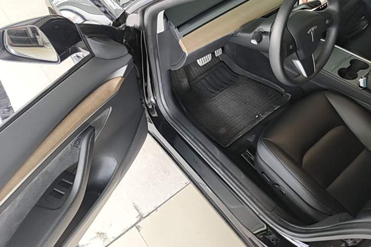 Used Tesla Model 3 2022 Performance High-Performance All-Wheel-Drive Version Driver Seat
