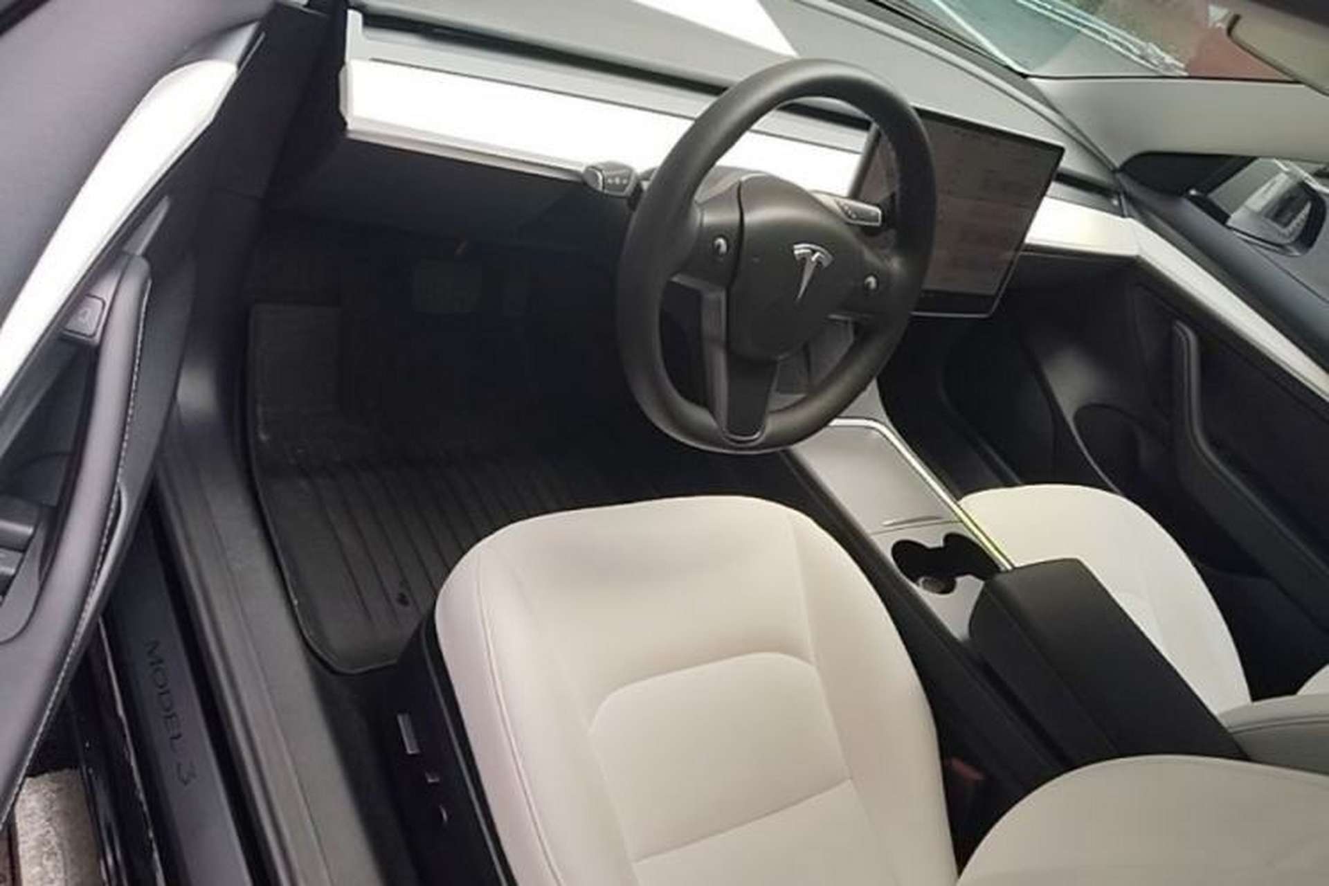 Used Tesla Model 3 2022 Rear-Wheel-Drive Version Driver Seat