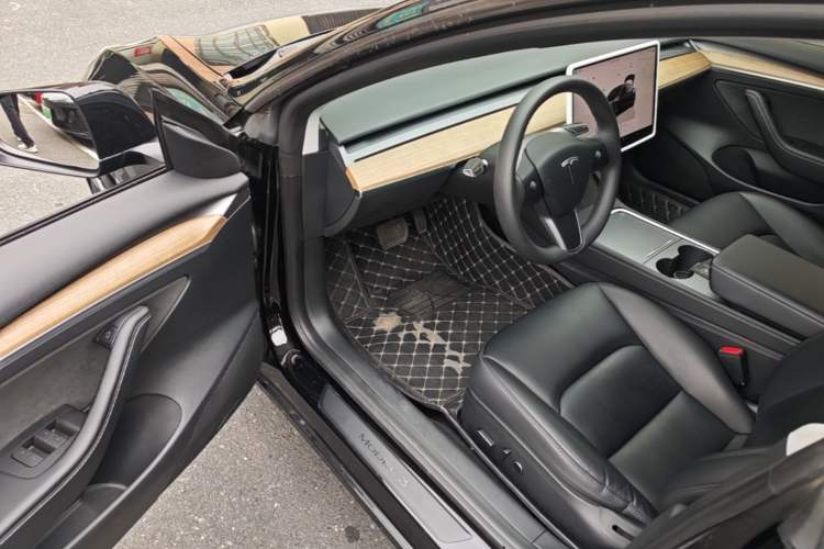 Used Tesla Model 3 2022 Rear-Wheel-Drive Version Driver Seat