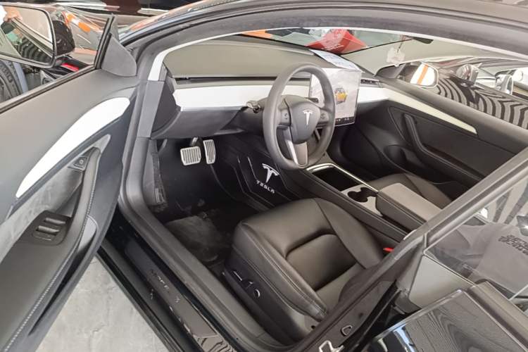 Used Tesla Model 3 2022 Rear-Wheel-Drive Version Driver Seat