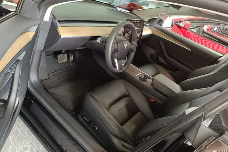 Used Tesla Model 3 2022 Rear-Wheel-Drive Version Driver Seat