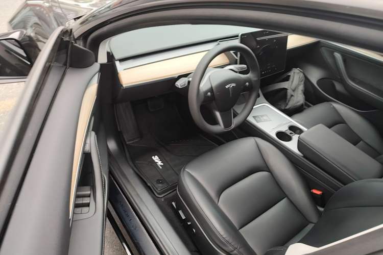 Used Tesla Model 3 2022 Rear-Wheel-Drive Version Driver Seat