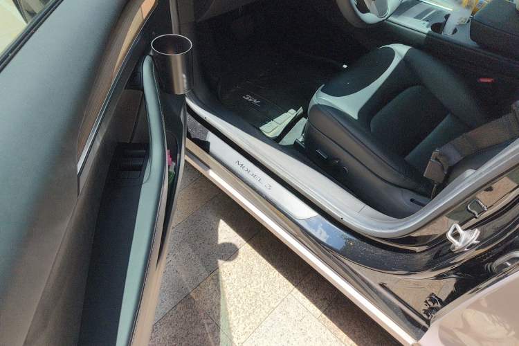 Used Tesla Model 3 2022 Rear-Wheel-Drive Version Driver Seat