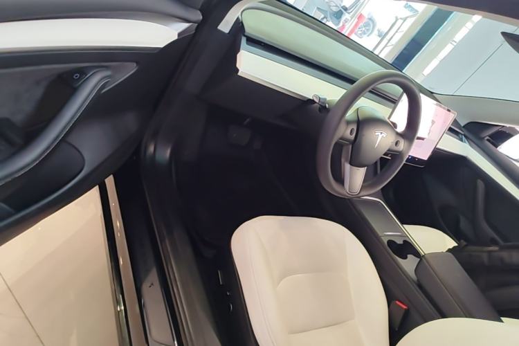 Used Tesla Model 3 2022 Rear-Wheel-Drive Version Driver Seat