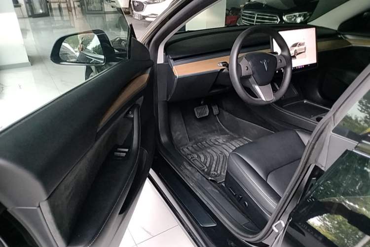 Used Tesla Model 3 2022 Rear-Wheel-Drive Version Driver Seat