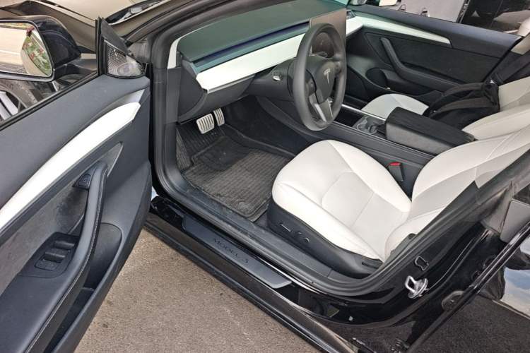 Used Tesla Model 3 2022 Performance High-Performance All-Wheel-Drive Version Driver Seat