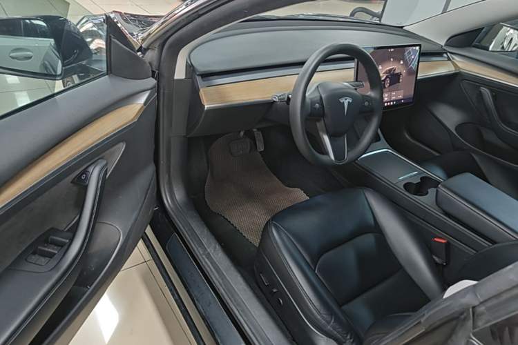 Used Tesla Model 3 2022 Rear-Wheel-Drive Version Driver Seat