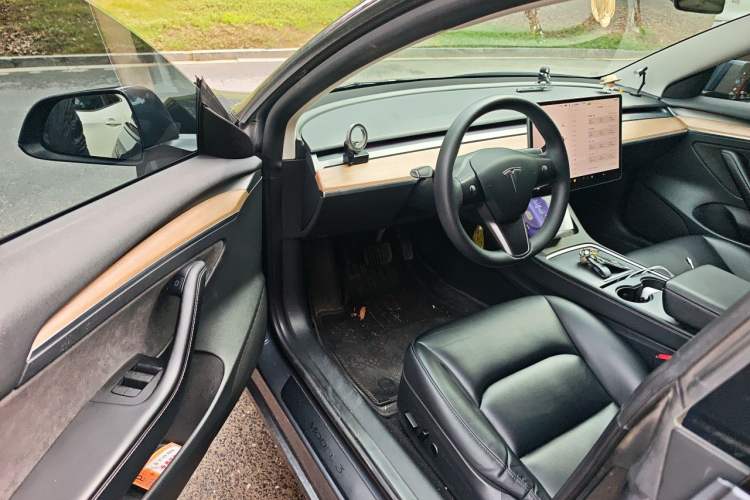 Used Tesla Model 3 2022 Rear-Wheel-Drive Version Driver Seat