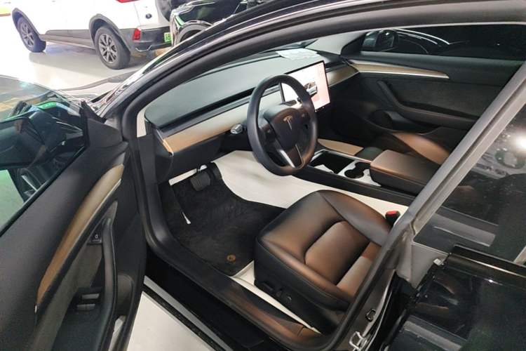Used Tesla Model 3 2022 Rear-Wheel-Drive Version Driver Seat