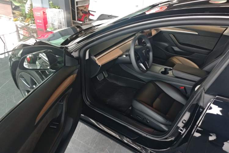 Used Tesla Model 3 2022 Rear-Wheel-Drive Version Driver Seat