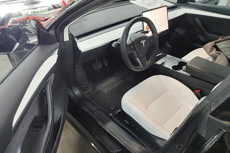 Used Tesla Model 3 2022 Rear-Wheel-Drive Version Driver Seat