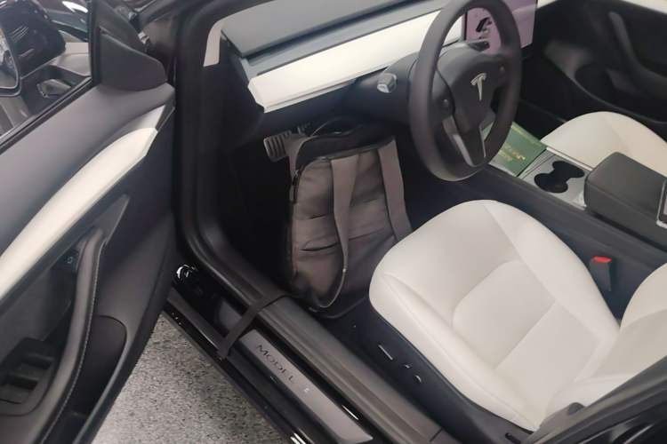 Used Tesla Model 3 2022 Performance High-Performance All-Wheel-Drive Version Driver Seat