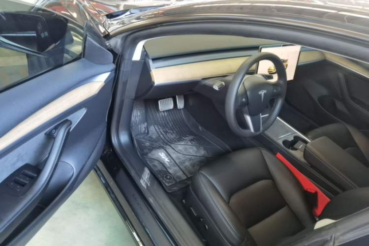 Used Tesla Model 3 2022 Rear-Wheel-Drive Version Driver Seat